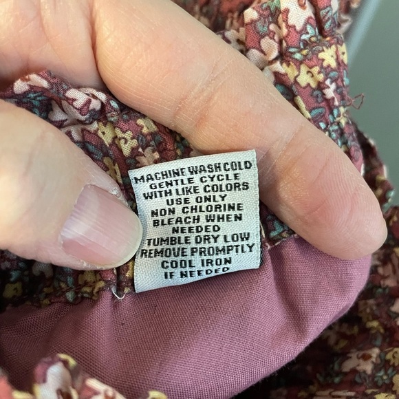 VANILLA STAR NWT Double Tier Pleated Floral Skirt Size Large - Picture 8 of 9